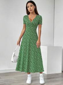 SHEIN PETITE Women Casual Ditsy Floral Waist Cinched Dress Maxi Women Outfit - Green - View 4