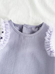 SHEIN Vintaside Kids Baby Girl Minimalist Sweet Lady Net Top & Shorts Set, Suitable For Summer