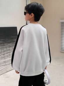 SHEIN 青少年男孩休闲韩版可爱字母印花袖子贴布圆领针织运动衫 - 白色 - 查看 2