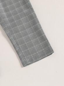 SHEIN 2pcs Gentleman Style Set For Toddler Boys - Gray Striped Plaid Woven Jacket & Pants, Exhibiting Young Gentleman Elegance & Taste. This Gray Striped Plaid Tailored 2 Pieces Suit For Young Boys Combines Classic British Gentleman Style With Modern Fashion Elements, Providing A Unique Dressing Experience For Young Boys. Suitable For Wedding, Wedding Guest, Ring Bearer, Page Boy