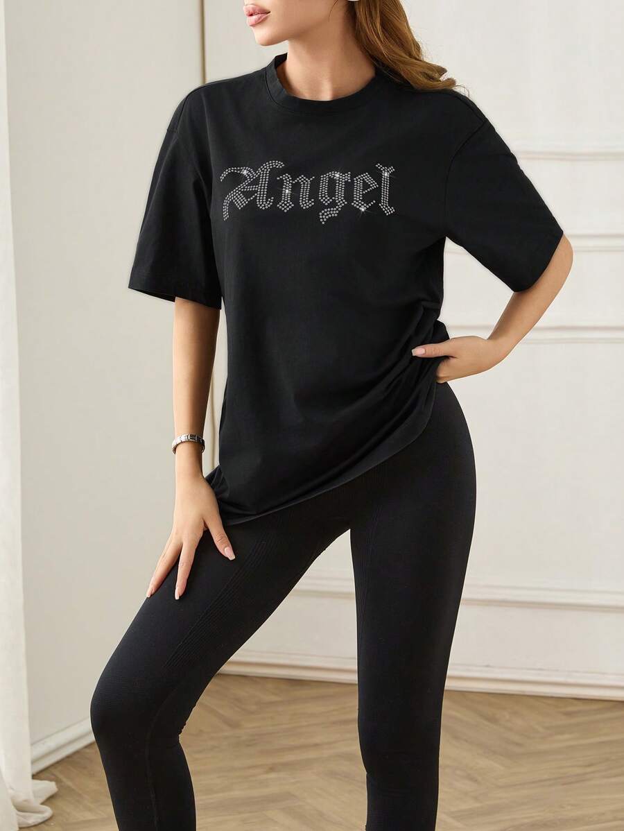 Cloudara Camiseta de hombros caídos con diamante de imitación con patrón de letra - Negro - Ver 1