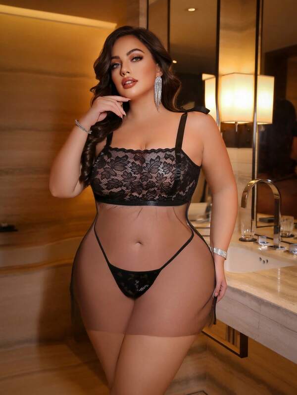 2PCs Plus Size Women Lace Lingerie Set, Sheer