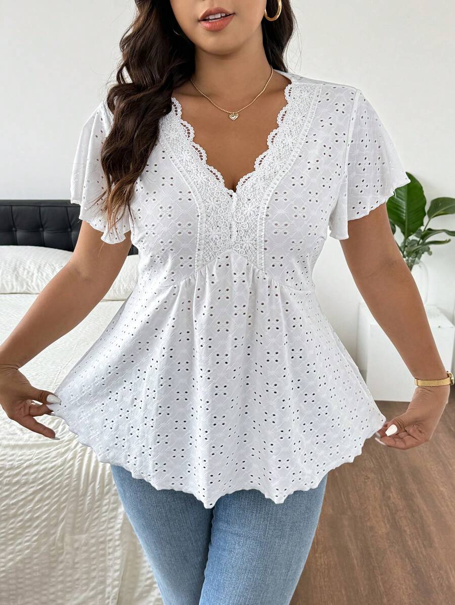 SHEIN Frenchy Plus Size Women Textured V-Neck Lace Splice T-Shirt - White - View 1