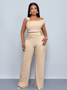 SOLERSUN Women Plus Size Outfits Spring/Summer Casual Daily Wear Solid Color Asymmetrical Neck Top & Flare Leg Pants Two Pieces