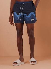 SUMWON Quần short nylon in họa tiết lượn sóng - Màu xanh hải quân - Xem 3