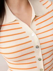 BizChic Áo dệt kim tay ngắn cài cúc, cổ bẻ, kẻ sọc dành cho nữ, kiểu dáng hiện đại, thanh lịch, phù hợp cho công sở, đi làm hàng ngày, phong cách retro thập niên 90, Giáng sinh và Năm mới, lãng mạn, dự tiệc Valentine, đi biển, lễ tốt nghiệp, lễ hội, kỳ nghỉ, phong cách giản dị tối giản, thích hợp cho khách dự đám cưới, chủ nhà, hẹn hò, tiệc tùng, hòa nhạc, bữa sáng muộn, sân bay, nhiều dịp khác nhau. - trái cam - Xem 6