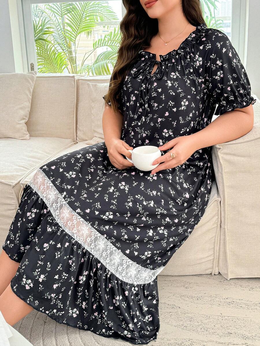 Contrast Color Lace Patchwork Ruffle Hem Plus Size Ditsy Floral Short Sleeve Maxi Dress