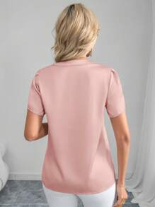 SHEIN Clasi Camicia/blusa elegante di colore unito in raso con maniche a petalo e scollo a V, per primavera/estate, stile "Old Money" - Rosa Baby - Visualizzare 2