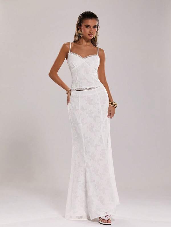 SHEIN BAE Women's Elegant White Woven Fabric Camisole With Delicate Lace Trim And Spaghetti Straps