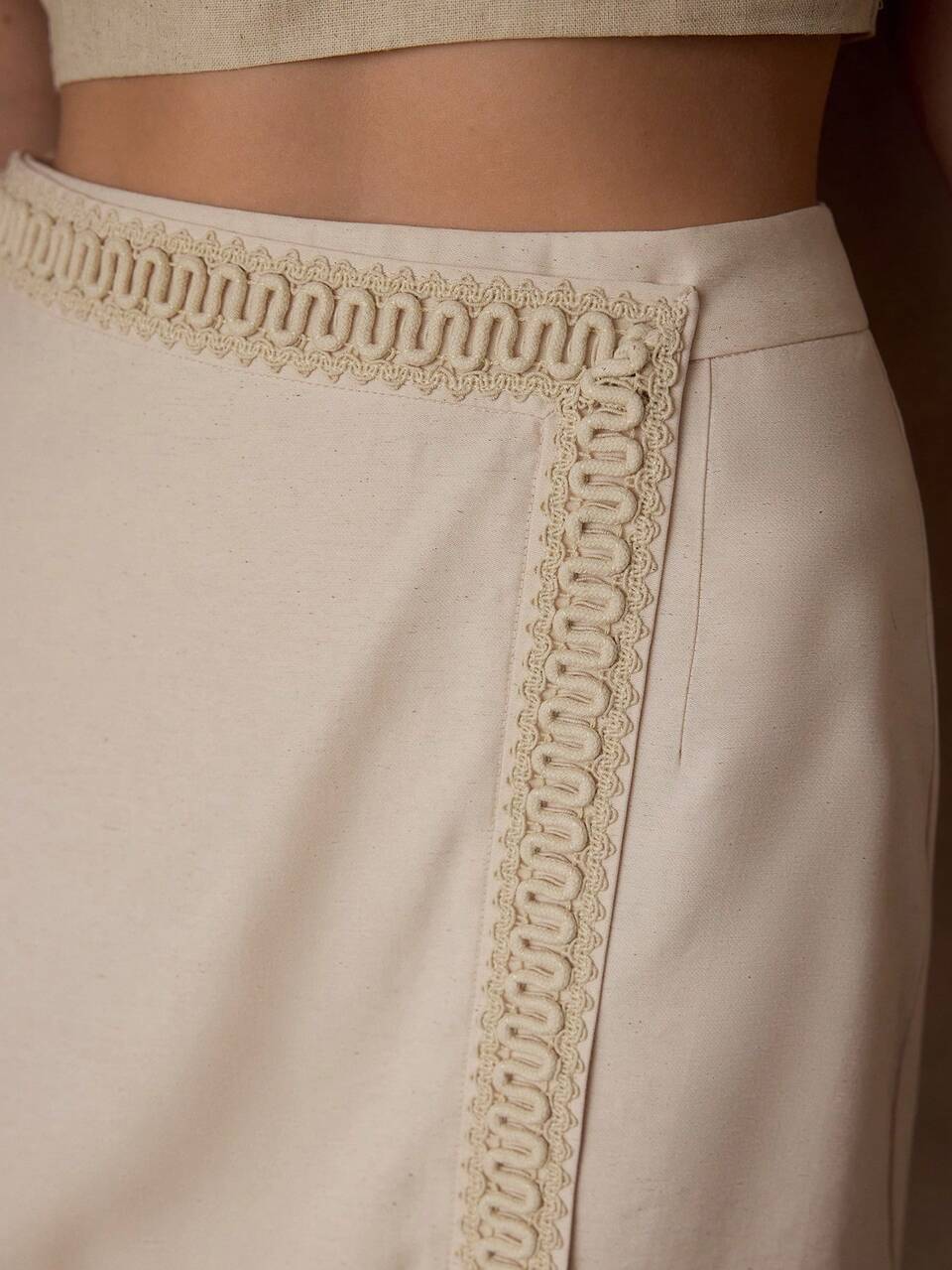 LINEN CONTRAST BINDING WRAP SKIRT