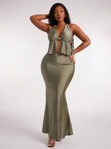 SHEIN SXY Plus Size Women 2pcs Set Summer Vacation, Metal Shell Clasp Decorative Halter Sexy Open Back Top & Fish Tail Maxi Skirt 2 Pieces Set, Suitable For Everyday Wear, Music Festival, Concert, Carnival Party, Beach Vacation, Date Night, Birthday, Bachelorette Party Outfit, Club, Cute, Casual, Shopping, Streetwear, Going Out, Easy To Match & Looks Slim, Accent Your Body, Flatter The Figure - Green - View 7