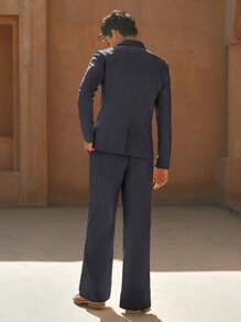 HIMLAND Bộ 2 món quần âu nam dáng rộng dệt tay dài và quần ống đứng có dây rút ở eo - Màu xám đen - Xem 2