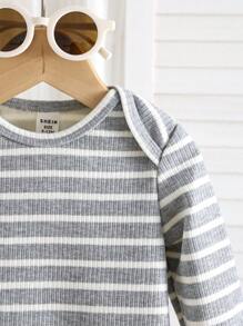 SHEIN Newborn Baby Gray Fleece Ribbed & Ribbed Bodysuit, Soft & Warm All-In-One Outfit For Boys & Girls, Casual Wear For Indoor & Outdoor - Grey - View 7