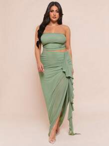 SHEIN BAE New Spring And Summer Plus Size Plus Size Women's Bean Green Gathered Mesh Tube Top, Gathered Slit Mesh Knitted Skirt, Two Pieces Suit, Suit Suitable For Dating, Party, Vacation, Beach, Graduation Season - Green - View 1