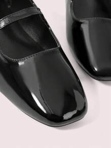 CUCCOO DOLLMOD Women's Casual Flat Slip-On Shoes, Elegant Vintage Style For Summer, Dating, Going Out For Christmas - Black - View 7