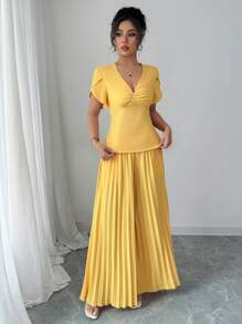 Breezaya 2pcs Set: Sexy V-Neck Ruffle Sleeve Blouse And High Waist Pleated Casual Pants - Yellow - View 4