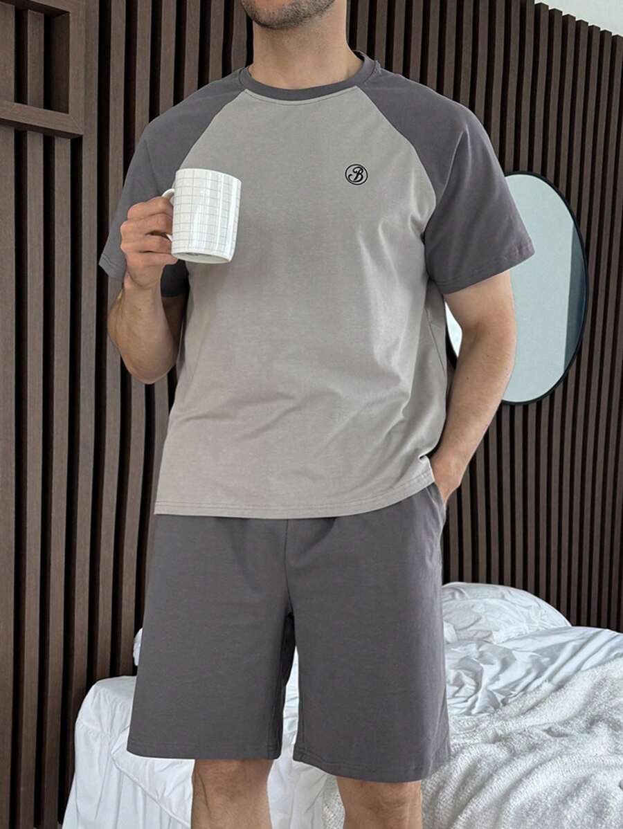 DAZY Bộ đồ ngủ vải mềm họa tiết chữ và đồ họa mùa hè màu tương phản cho nam - Nhiều màu - Xem 1