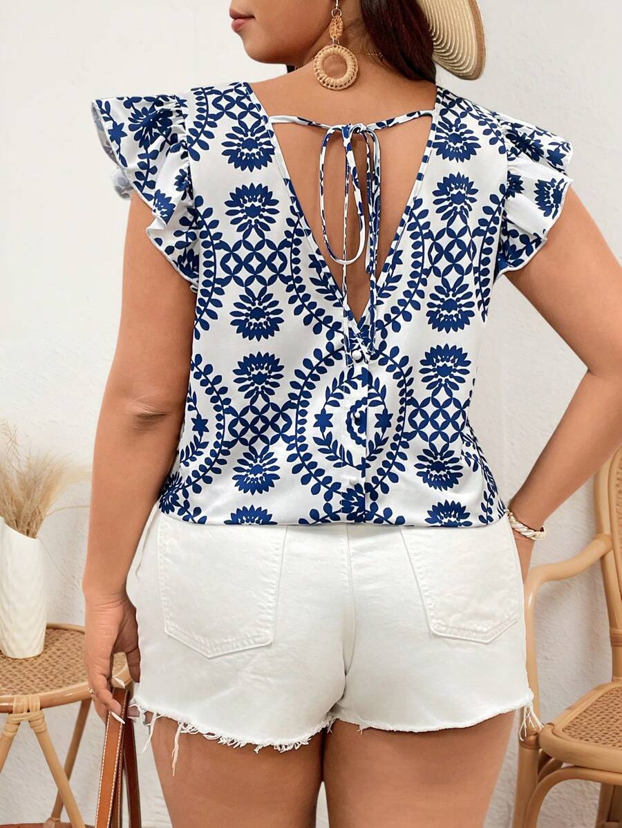 SHEIN Frenchy Blus Wanita Ukuran Besar Motif Tumbuhan dengan Tali Belakang dan Lengan Pendek - Blue and White - View 1