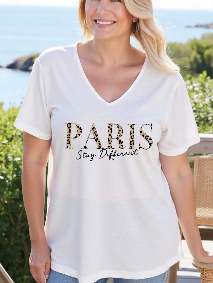 EMERY ROSE 休闲豹纹“Paris”字母图案 V 领短袖修身大码女式 T 恤，适合夏季 - 白色 - 查看 1