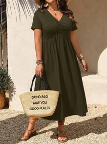 EMERY ROSE 大码女式优雅休闲 V 领褶饰设计短袖针织连衣裙，新款 - 橄欖綠 - 查看 5