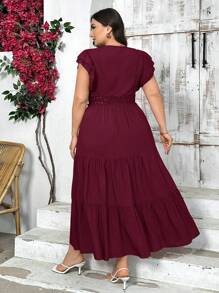SHEIN Privé Plus Size Elegant Lace Patchwork V-Neck Loose Long A-Line Midi Dress, Short Sleeve - Burgundy - View 2