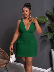 Slaydiva Elegant Sexy Bodycon Solid Blue Sleeveless Deep V-Neck Twist Waist Hem Mini Dress For Plus Size Women, Spring/Summer - M