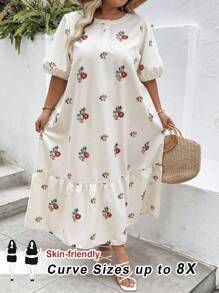 SHEIN CURVE+ Plus Size Bloemenprint Ruffle Zoom Bedekkende Jurk, Geschikt Voor Vakantie, Geweldig Voor Strand/Casual/Vakantie/Loungewear