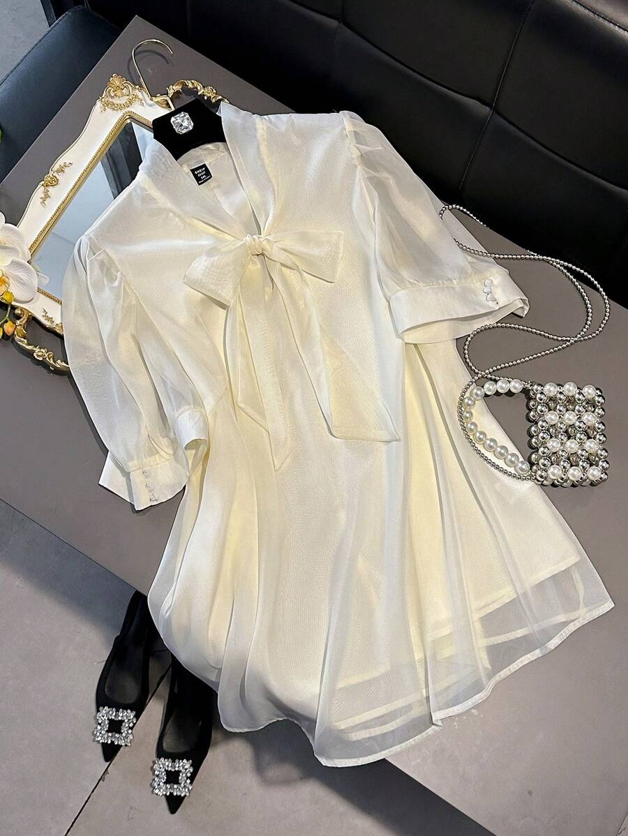 Franclia 大码女式优雅缎面蝴蝶结衬衫 - 杏色 - 查看 1