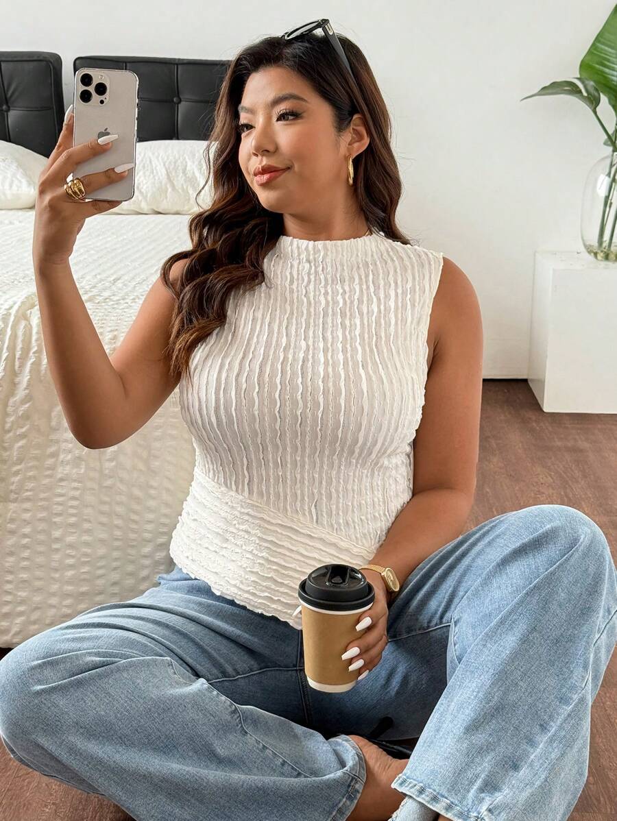 SHEIN Frenchy Einfarbiges, figurbetontes Tanktop mit asymmetrischem Saum für Damen in Übergröße