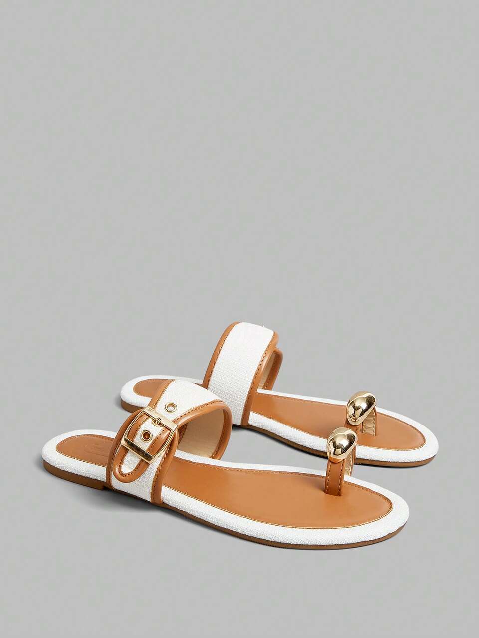 Women's Flat Sandals Round Toe Summer Open Toe Metal Buckle Dress Holiday Beach Flats
