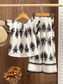 SHEIN Elladie kids 2 件套青少年女孩套装：荷叶边下摆印花圆领上衣和松紧腰裤