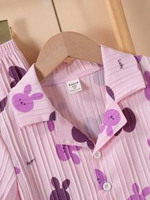 2 件装少女可爱兔子荷叶边印花短袖上衣和裤子家居服套装，紫色