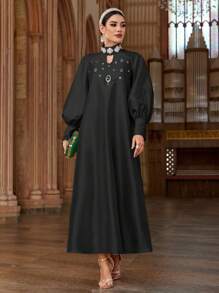 Al Najma 女士优雅长袖土耳其和阿拉伯传统长裙，带水钻锁孔领口细节 - 黑色 - 查看 7