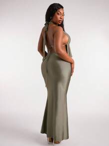 SHEIN SXY Plus Size Women 2pcs Set Summer Vacation, Metal Shell Clasp Decorative Halter Sexy Open Back Top & Fish Tail Maxi Skirt 2 Pieces Set, Suitable For Everyday Wear, Music Festival, Concert, Carnival Party, Beach Vacation, Date Night, Birthday, Bachelorette Party Outfit, Club, Cute, Casual, Shopping, Streetwear, Going Out, Easy To Match & Looks Slim, Accent Your Body, Flatter The Figure - Green - View 2