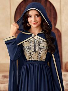 SHEIN Leap Crew 2 件青少年女孩海军蓝金色饰边连衣裙和连帽斗篷套装，优雅套装搭配神秘奢华斗篷装 - 藏蓝色 - 查看 5