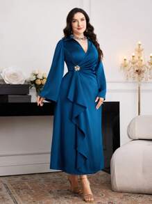 Modelyn Váy dài tay màu trơn cổ chữ V cỡ lớn, tối giản và thời trang cho mùa hè - Màu xanh lam - Xem 4