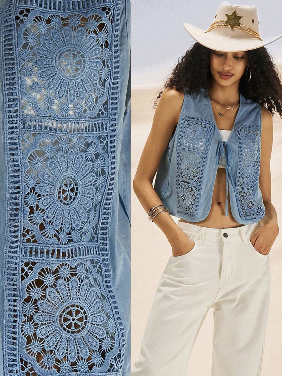 Easelle 女士花卉镂空前系带无袖休闲衬衫 - 淺藍色 - 查看 1