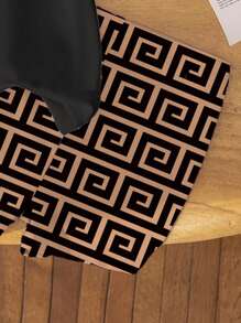 SHEIN Toddler Boys' Casual Creative Geometric Pattern Printed Crew Neck Short Sleeve T-Shirt And Shorts Set - Multicolor - View 6