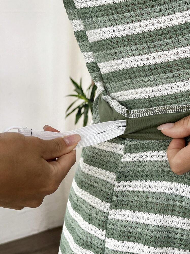 SHEIN Set de 2 piezas para mujeres embarazadas: camisa a rayas degradadas y short con cintura elástica - Verde - Añade 4