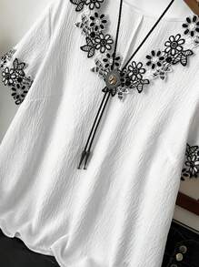 EMERY ROSE Camisa de talla grande bordada con aplicaciones