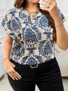 SHEIN Clasi Plus Size Elegant Vintage Print V-Neck Short Sleeve Shirt, Fashionable For Summer, Elegant For Work Commute Summer For Women St Patrick Day Easter Summer Spring For Women Beach Saint Patrick Easter Lounge Top For Women Summer Vacation - Multicolor - View 1