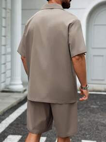 Manfinity Homme Plus Size Men's Solid Color Short Sleeve Utility Pocket Shirt And Shorts Casual Suit - Light Grey - View 2