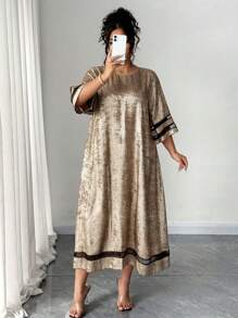 SHEIN Clasi Plus Size Women Metallic Solid Color Loose Mesh Splice Round Neck Short Sleeve Casual Long Dress