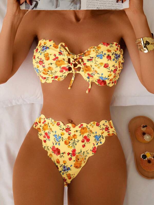 SHEIN Swim Women's Sexy Strapless 2 Pieces Swimwear, Floral Petal Trim, Casual&Elegant Beach Vacation For Summer