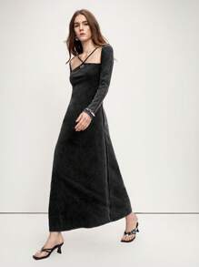 SHEIN LUNE 春季女装优雅金属装饰挂脖长袖酸洗复古长裙 - 黑色 - 查看 8