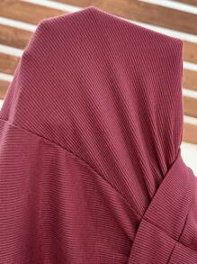 SHEIN Burgundy Maternity Knitted Casual T-Shirt With Ruffle Cap Sleeves And A Square Neckline - Burgundy - View 4