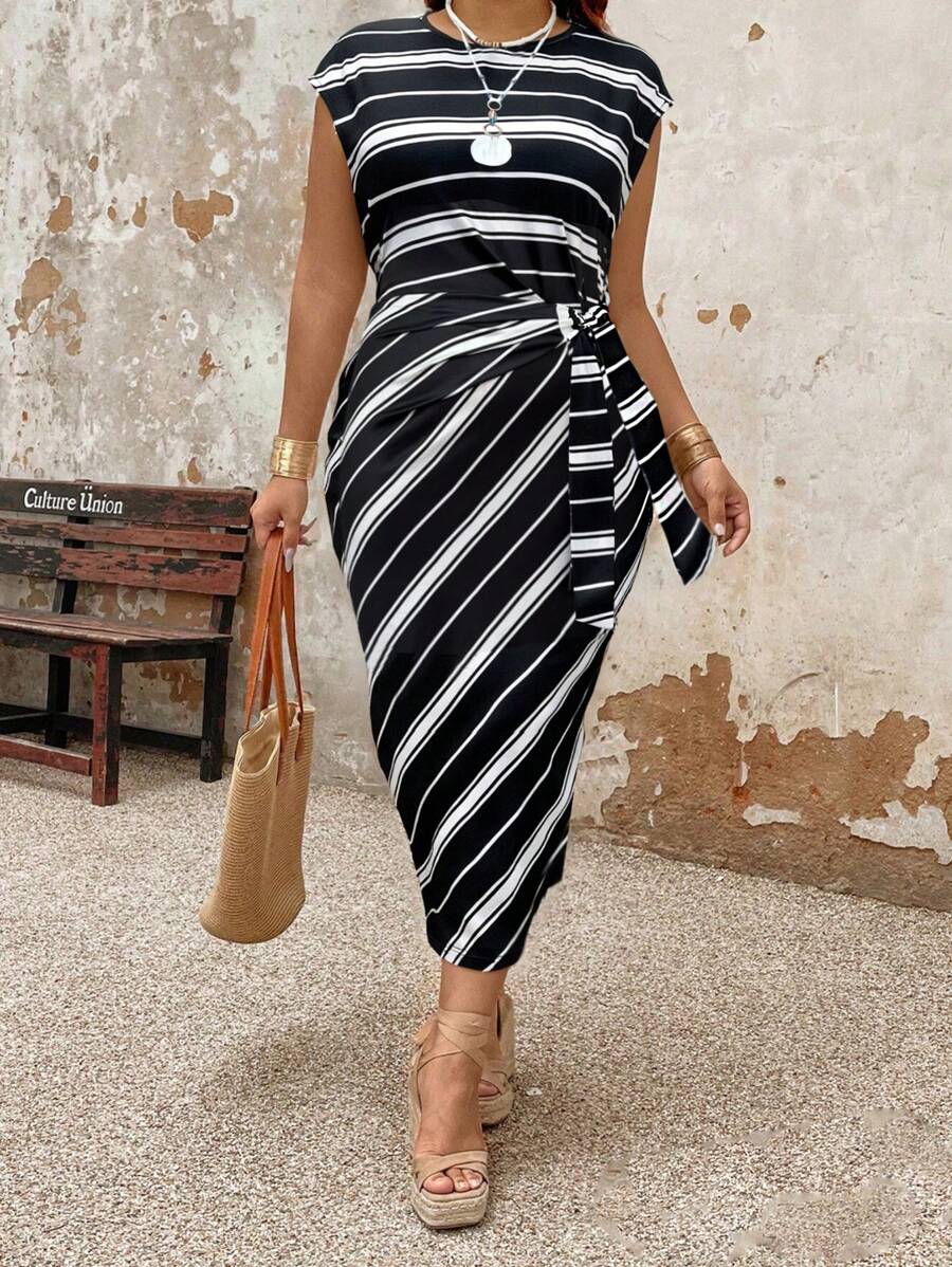 EMERY ROSE Plus Size Striped Color Block Vacation Casual Dress With Cinched Waist Belt Maxi Women Outfit - Black - View 1