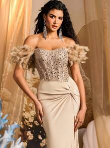 Glamrae Elegant Luxurious Off Shoulder Faux Fur Sleeve Sheer Faux Pearls Contrast Sequins Elastic Bodycon Slit Fish Tail Dress, Suitable For Weddings, Parties, Graduations, Balls, Galas, Party Dress, Wedding Guest Dress, Formal Dress, Evening Dress, Gown