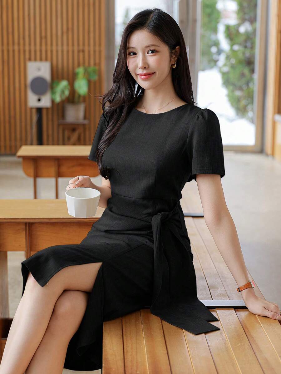 DAZY 纯色圆领百褶前系带长款中长连衣裙，女士优雅太阳裙