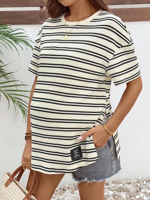 SHEIN Maternity Contrast Striped Print Split Hem Round Neck Short Sleeve T-Shirt, Summer